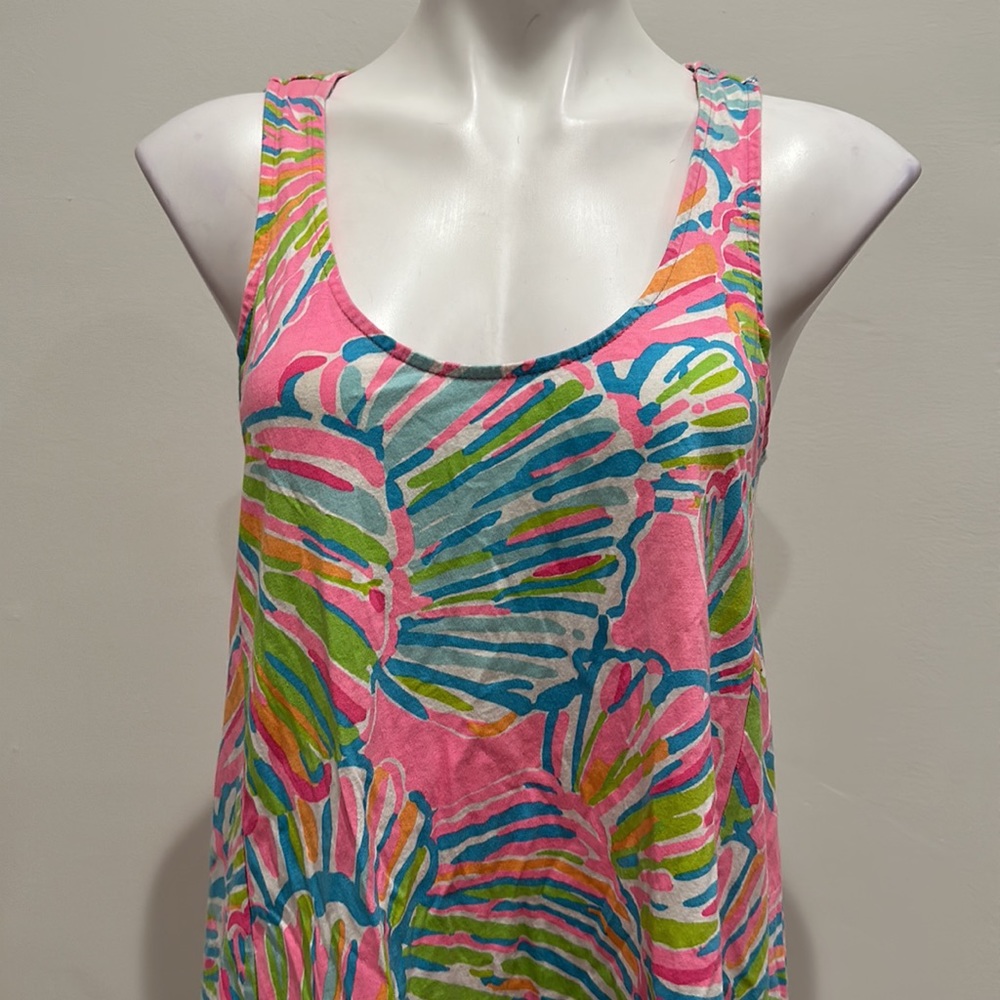 Lilly Pulitzer - Picture 2 of 6